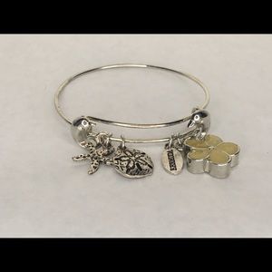 Bermuda bracelet
